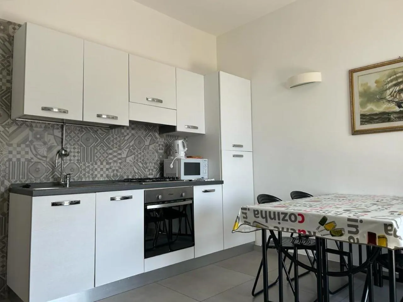 Silvia House Sea View Apartment Levanto 0*,